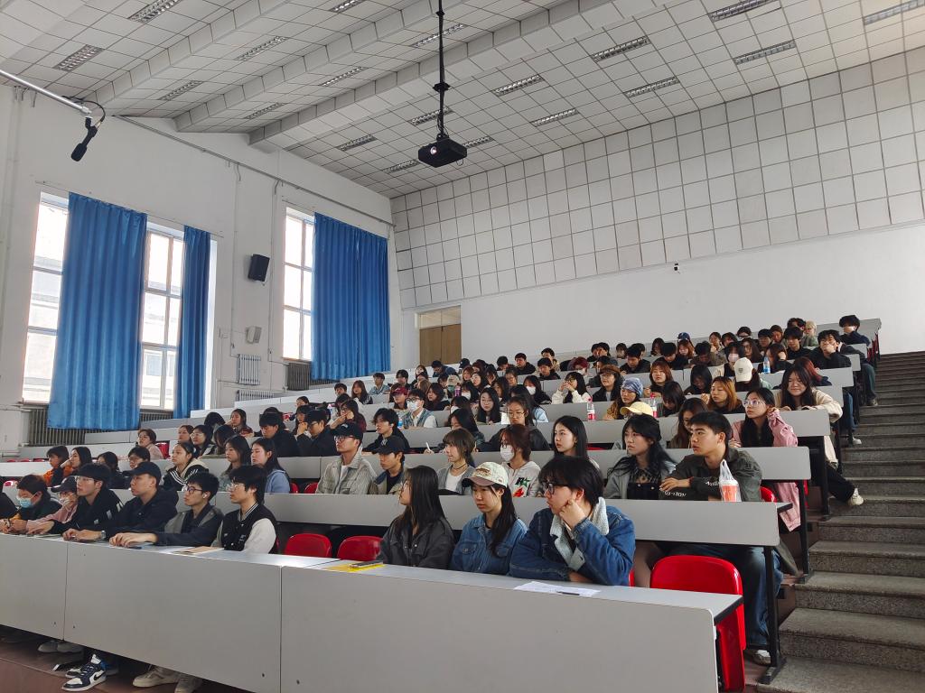 1F2A4